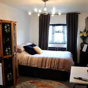 En-suite Studio Room, Free Parking, Short & Long For Work Or Leisure Cambridge (Cambridgeshire)